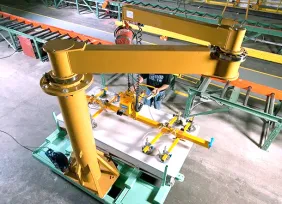 Кран консольный двухплечевой БКС